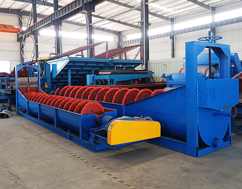 螺旋洗砂機(jī)廠家生產(chǎn)車間