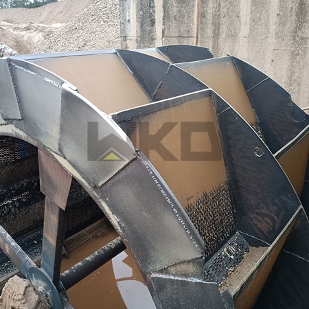 輪斗洗砂機在高嶺土生產(chǎn)線中的作用